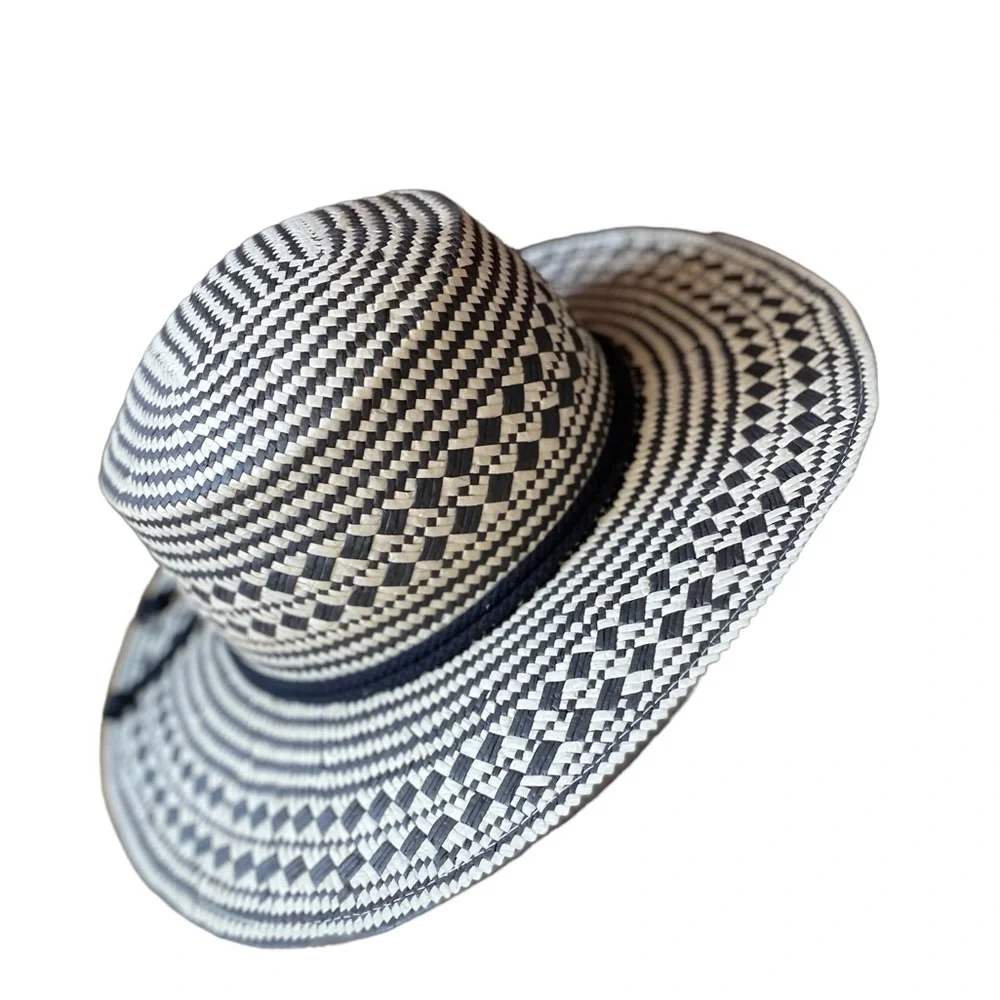 Bohemian 100% Recycled Polyester Woven Black and Cream Hat Excellent Condition